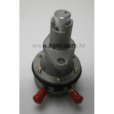 Pumpa goriva Kubota V2203